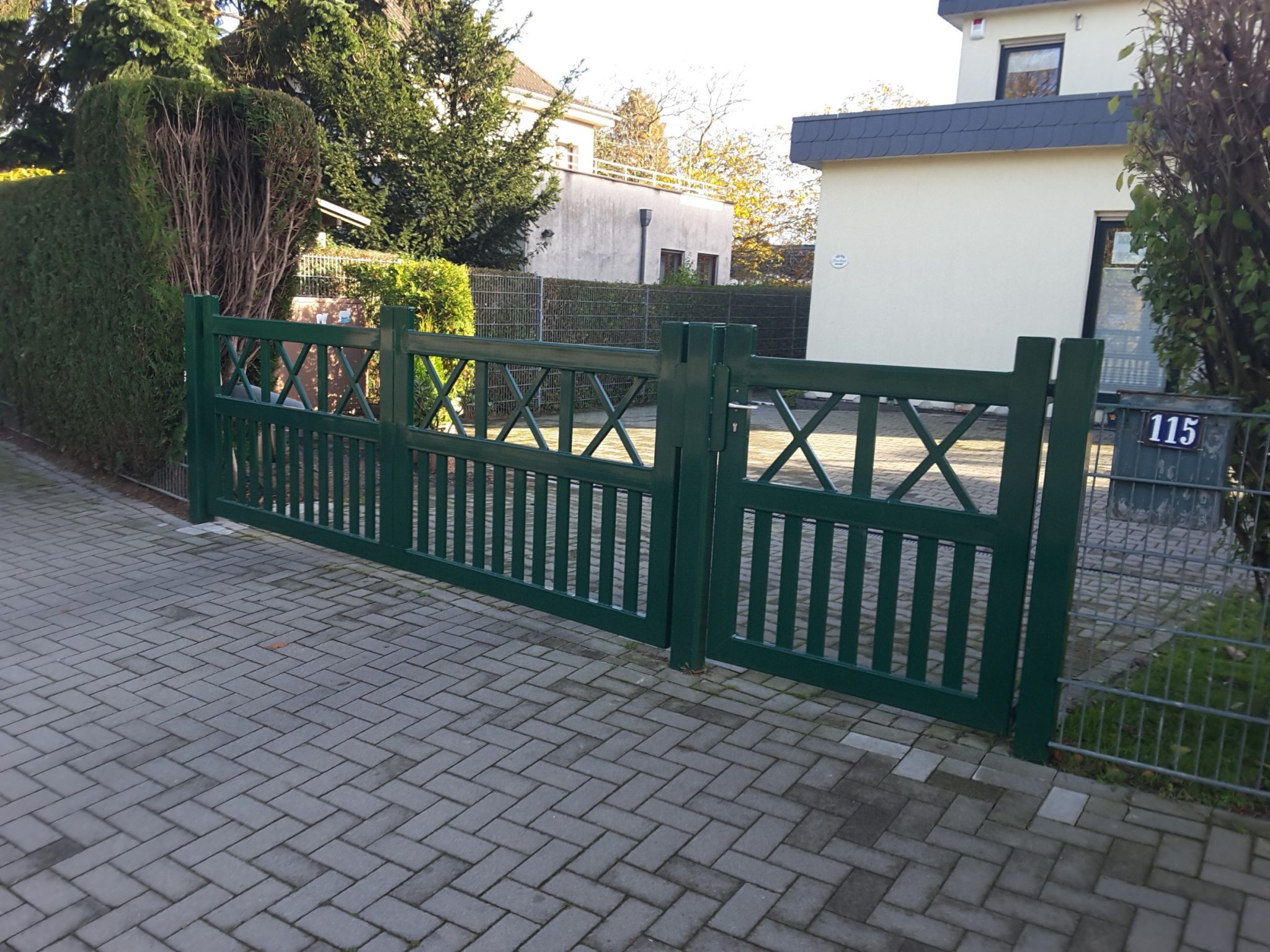 Schlosserarbeiten am Haus und im Haus | Schlosserei Klünter